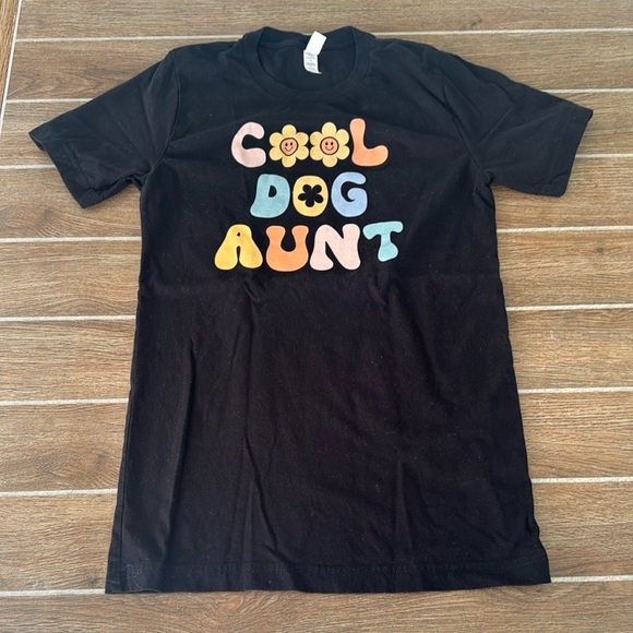 Black Cool Dog Aunt T-Shirt - Picture 5 of 5